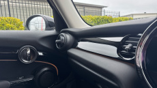 MINI Hatchback 1.5 Cooper Classic Premium Plus 5dr Auto Petrol Hatchback